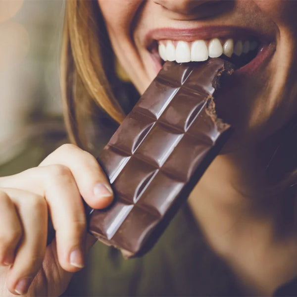 Charlidéliss est un délicieux chocolat noir 70% de cacao fabriqué dans la meilleure chocolaterie de bordeaux par un artisan chocolatier bean to bar