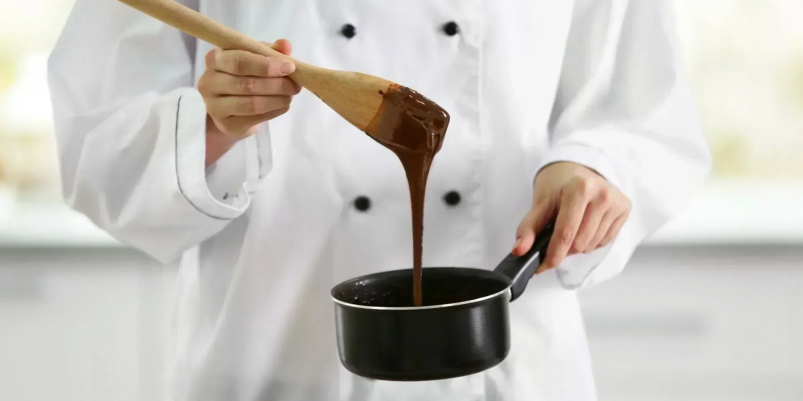 Les étapes de fabrication du chocolat : du cacaoyer à la tablette